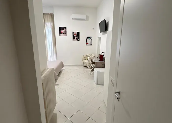 Grillo Nocleg ze śniadaniem 3*